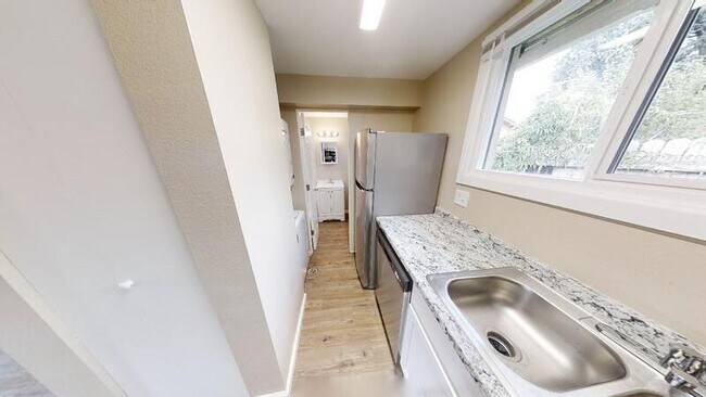 Foto del edificio - 2413 E St Vrain St