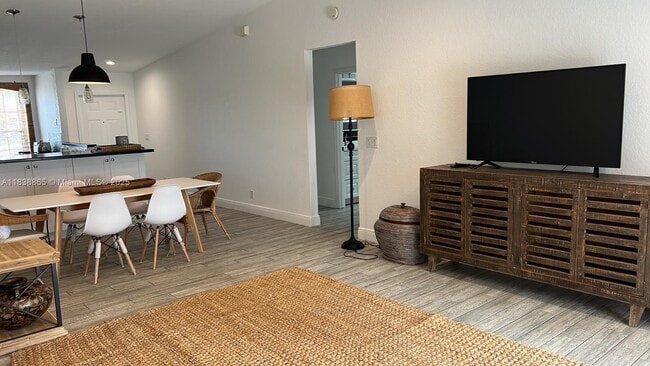 Building Photo - 3800 Miramontes Cir