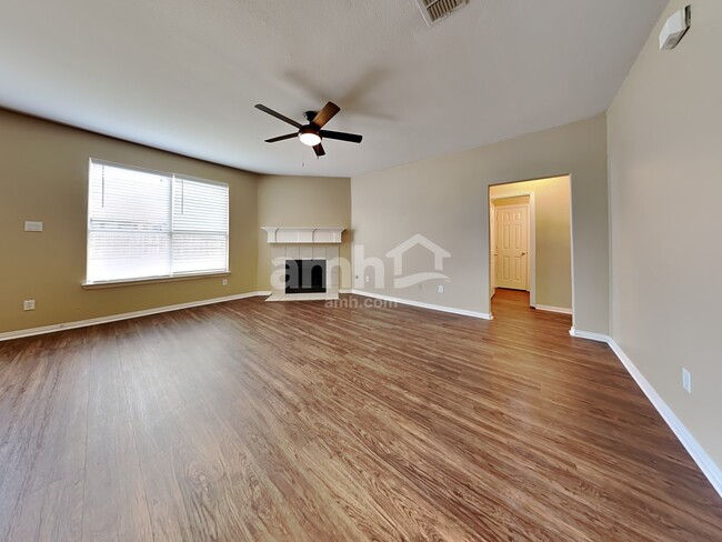 Building Photo - 3601 Pendery Lane