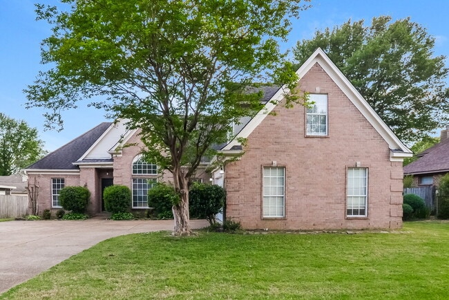 Building Photo - 6741 Crystal Dr