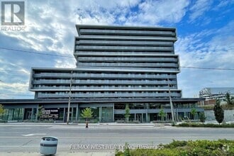 Building Photo - 120-1120 Varna Dr