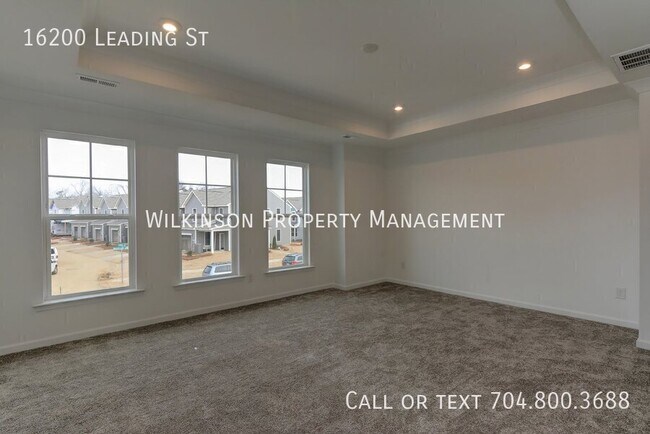 Foto del edificio - 16200 Leading St