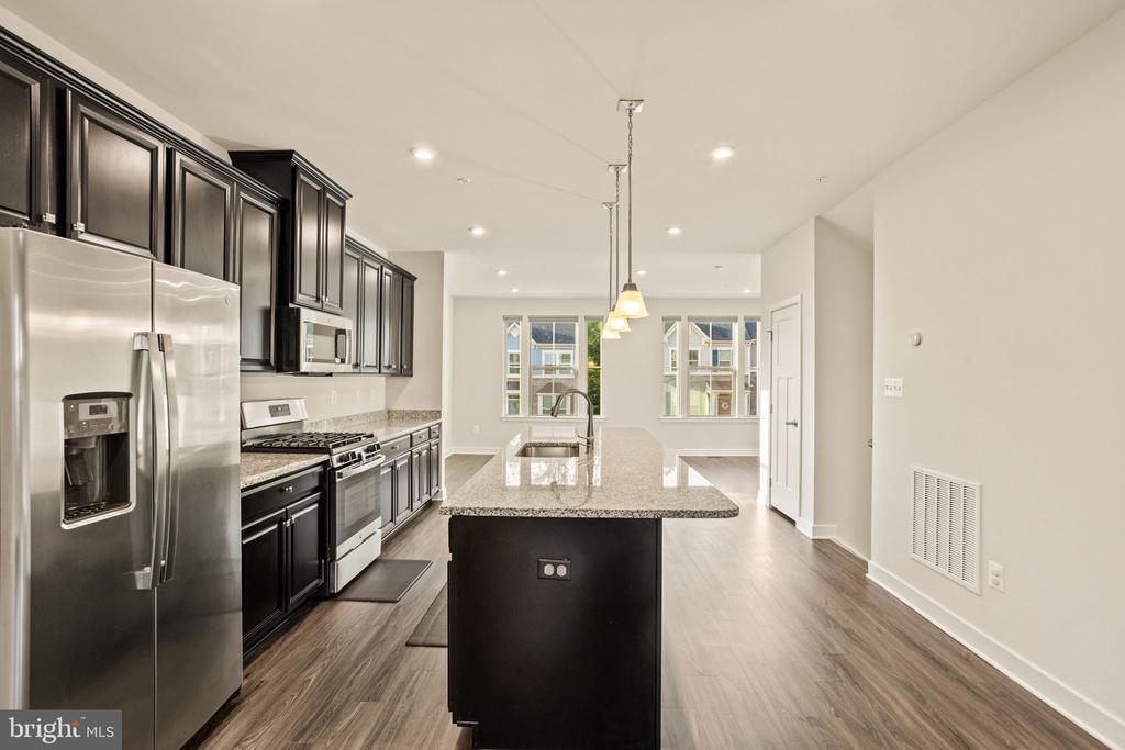 Foto principal - 5930 Pecking Stone St