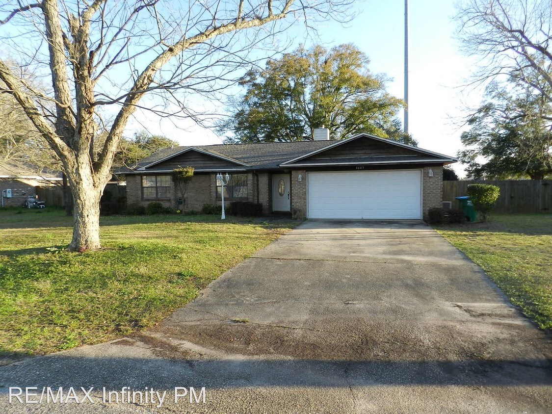 Primary Photo - 3 br, 2 bath House - 4605 Laquinta Ct