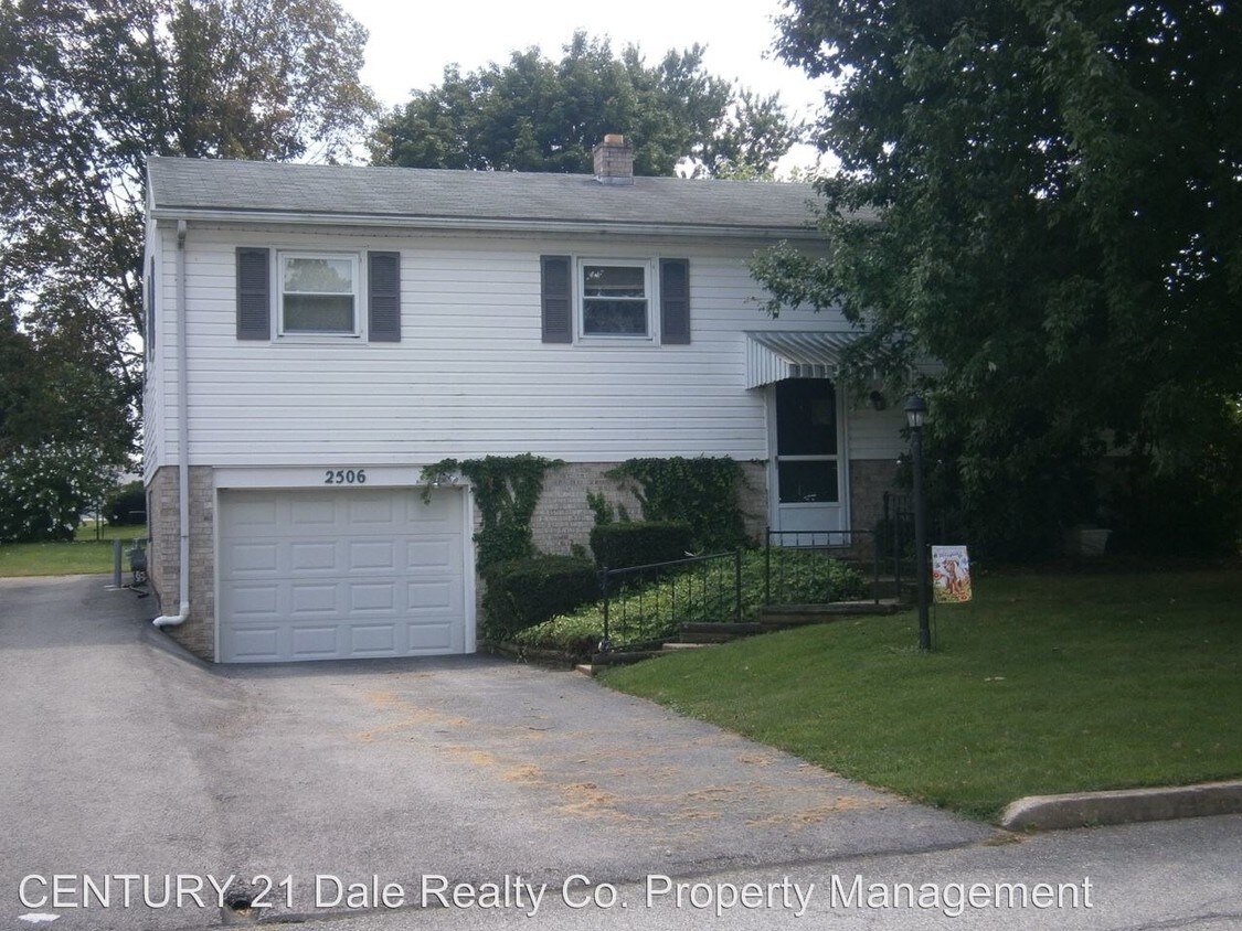Primary Photo - 2506 Willapa Dr