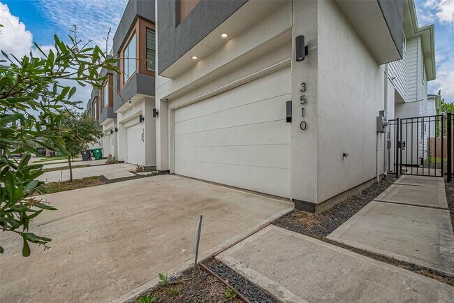 Foto del edificio - 3510 Hadley St