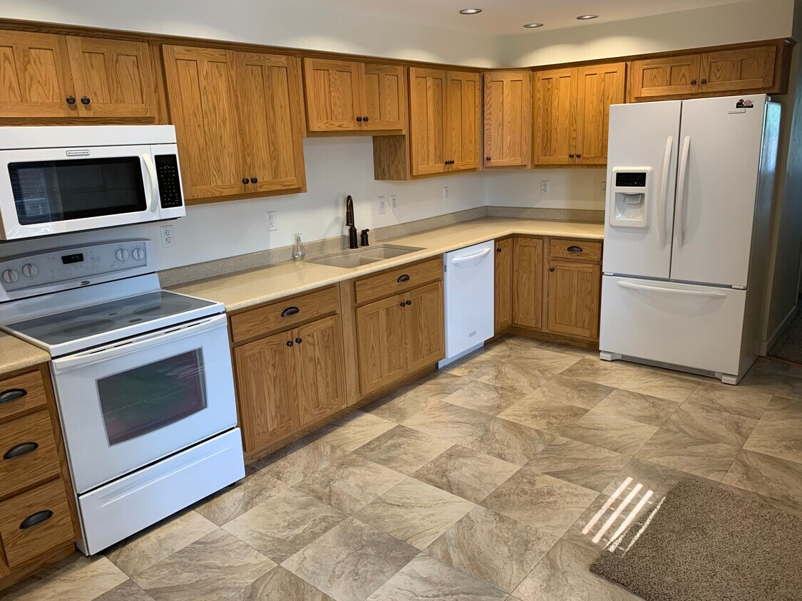 Foto principal - 735 Linden Ave