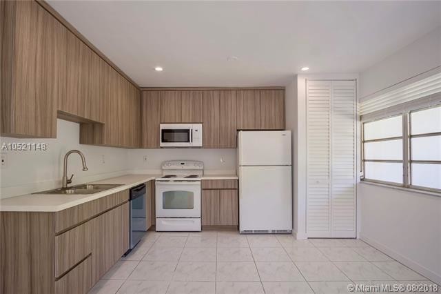 Building Photo - 5190 Donatello St