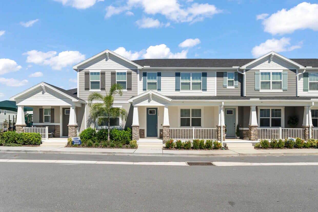 Foto principal - 1366 Tarflower Dr