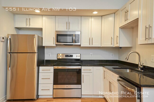 Foto del edificio - 5551 Illinois Ave NW