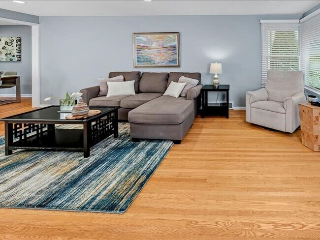 Foto del edificio - North Green Lake Home