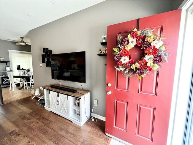 Photo - 2225 Naomi St Apartment