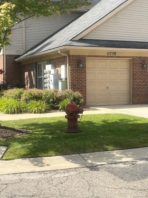 Foto del edificio - 11758 Farmington Rd