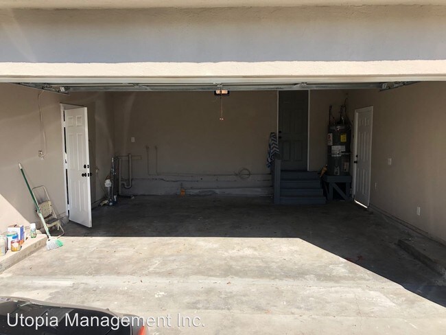 Building Photo - 2063 E Nord St