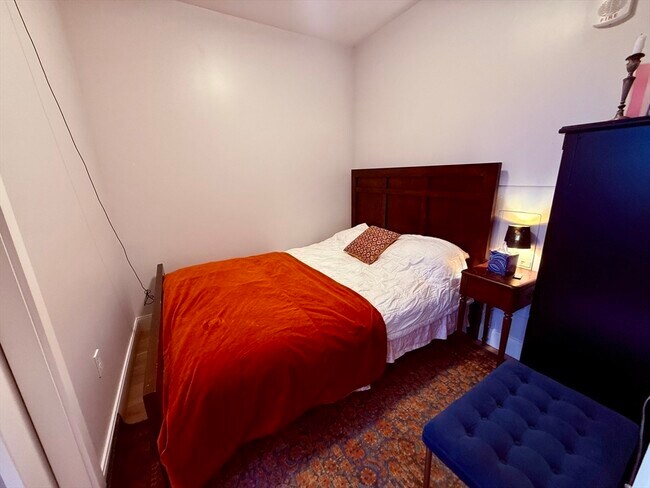 Building Photo - 191 Washington St