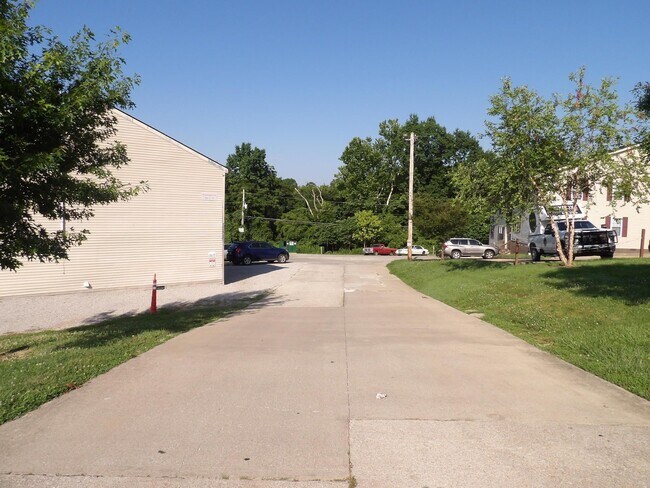 Foto del edificio - 35 Ashwood Ct