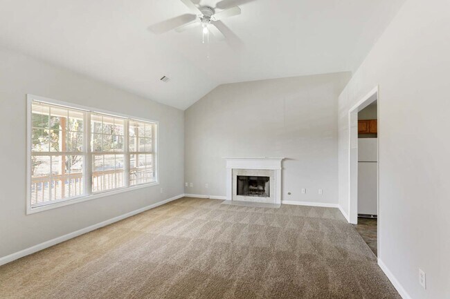 Building Photo - 105 Davis Mill Dr, Dallas, GA 30157