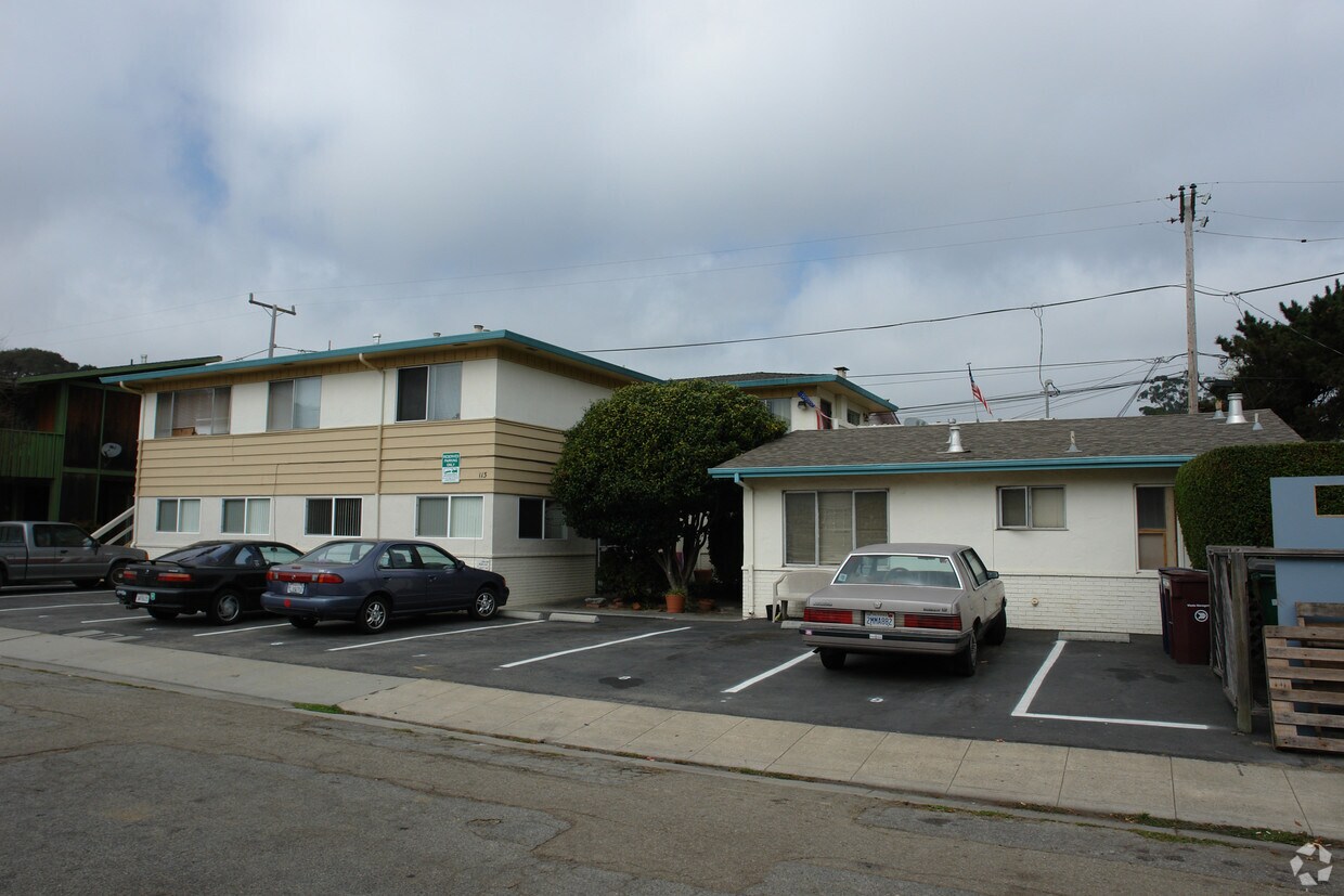 Foto del edificio - 113 Stephen Rd