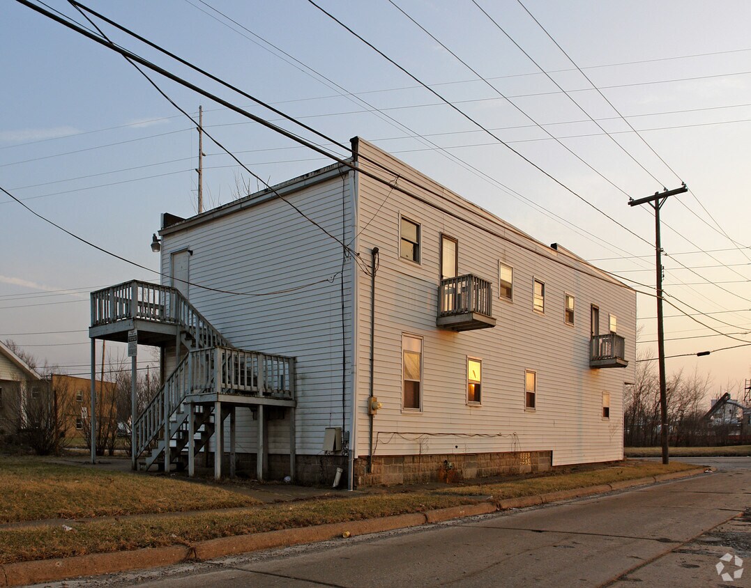 Building Photo - 601 Colorado Ave