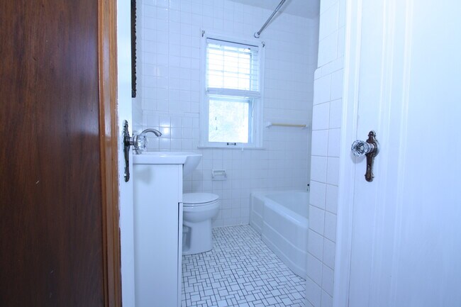 Foto del edificio - 5407 Marcy St