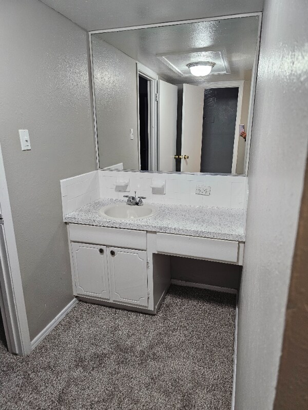 Building Photo - 2409 Ridgmar Plaza