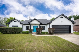 Building Photo - 15208 Lisa Dr