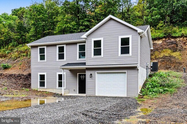 Building Photo - 476 Gravel Hill Rd