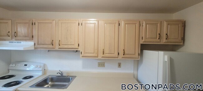 Foto del edificio - 1 Brattle Dr