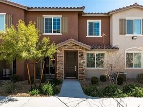 Building Photo - 8466 Classique Ave