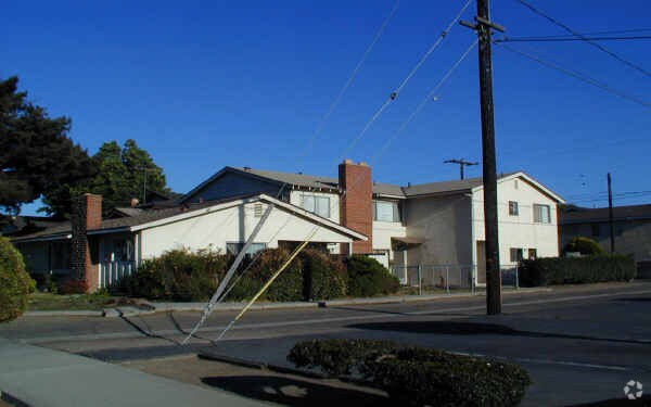 Building Photo - Glenwood Apartments