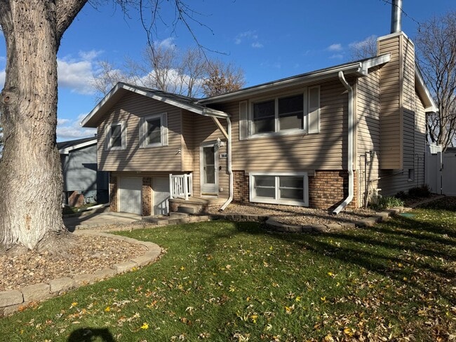 Photo - Move-In Ready 3-Bedroom Home in Prime La Vista Location!