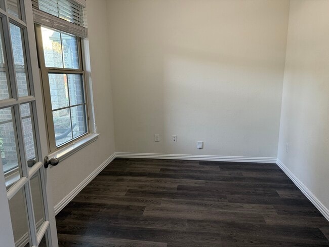 Foto del edificio - 3118 Turkey Creek Trail