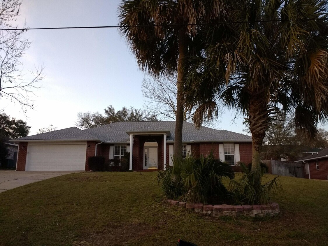 375 Riverchase Blvd, Crestview, FL 32536 House Rental in Crestview