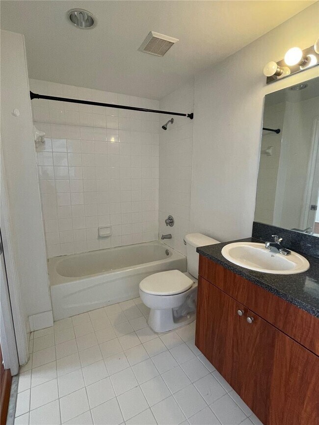 Foto del edificio - 115 SW 11th St