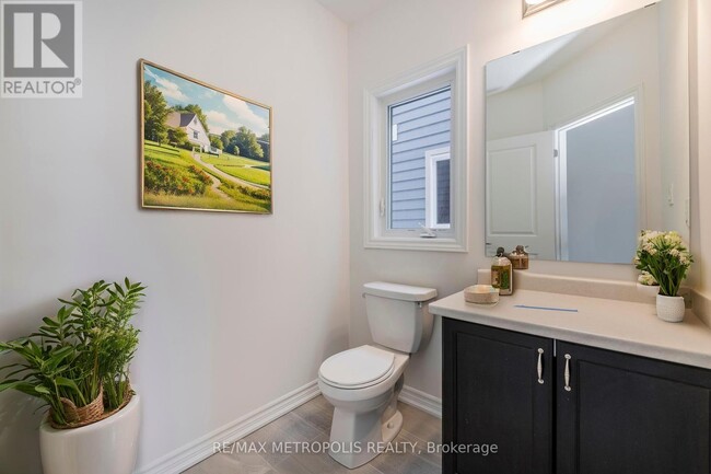 Photo du bâtiment - 370 McEachern Ln
