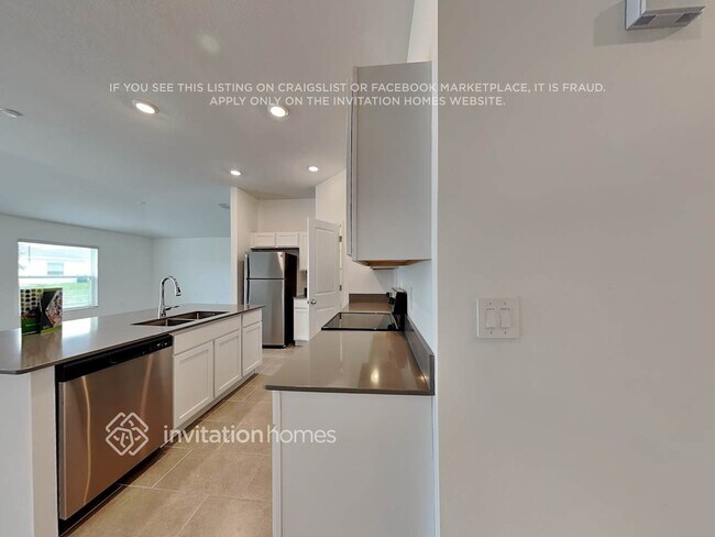 Foto del edificio - 3091 Blue Bonnet Ln