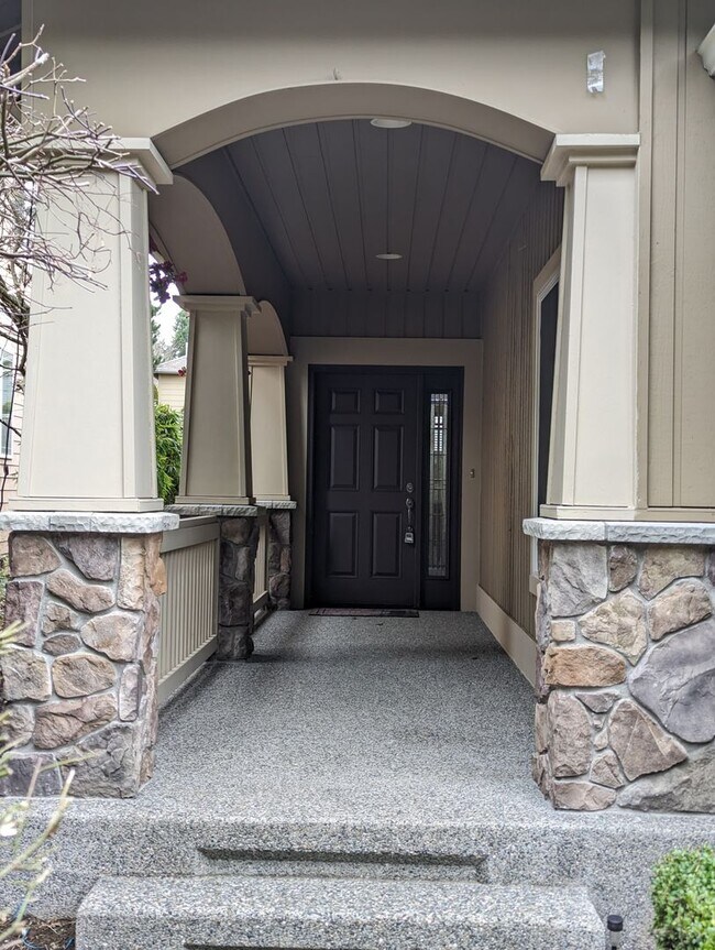 Foto del edificio - Spacious Mukilteo Home