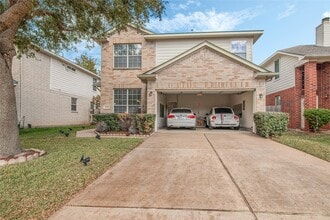 Building Photo - 16418 Pademelon Dr