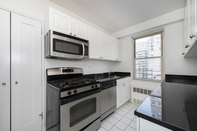 Foto del edificio - 185 E 85th St