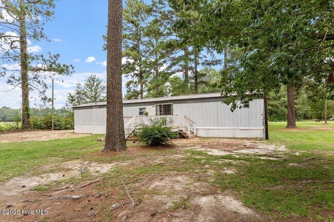 Building Photo - 10317 Giles Rd