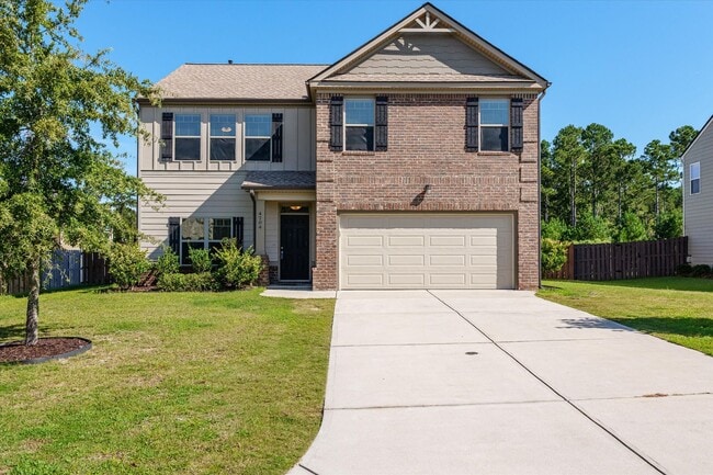 Building Photo - Great 5 Bedroom Home in Evans