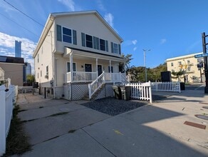 Building Photo - 516 Grammercy Pl