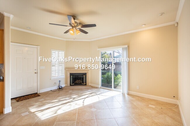 Foto del edificio - 758 Shasta Oaks Ct