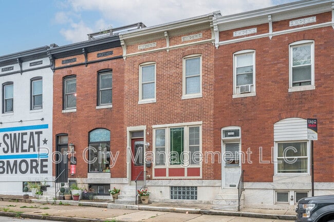 Building Photo - 3033 Eastern Ave