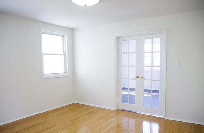 Foto del edificio - 173 Mallory Ave
