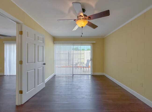 Foto del edificio - 2241 W Pensacola St