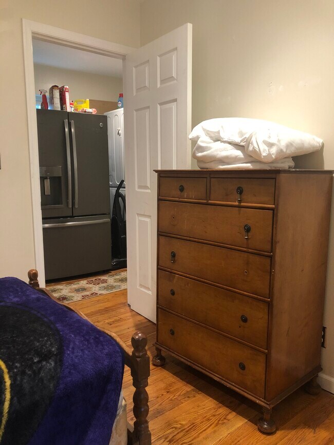 It comes furnished - 32 S Jefferson St