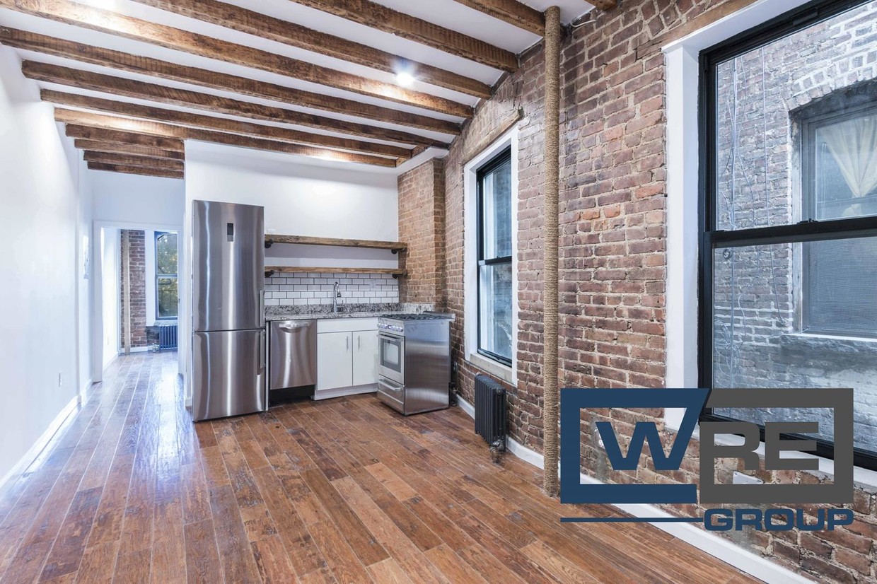 Primary Photo - 223 Madison Street