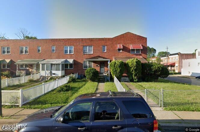 Primary Photo - 3 br, 1 bath Townhome - 3739 Boarman Ave