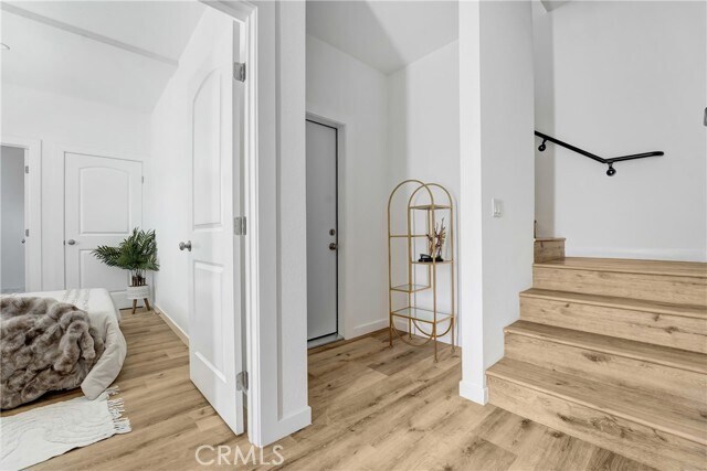 Foto del edificio - 6754 Ben Ave